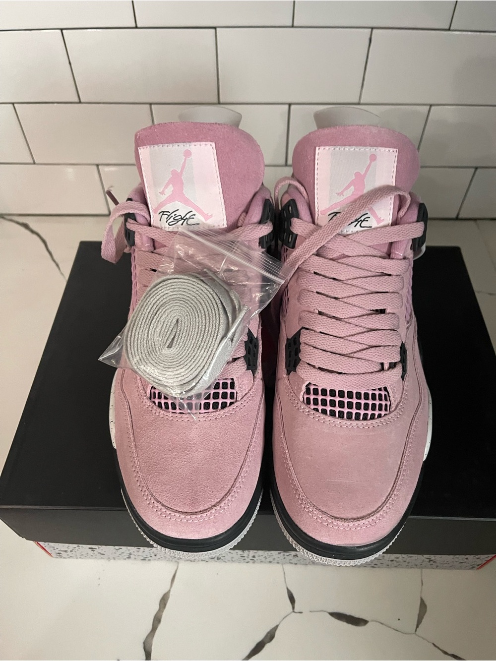 Men’s Retro 4 Pink Orchid Size 6. - Picture 5 of 8
